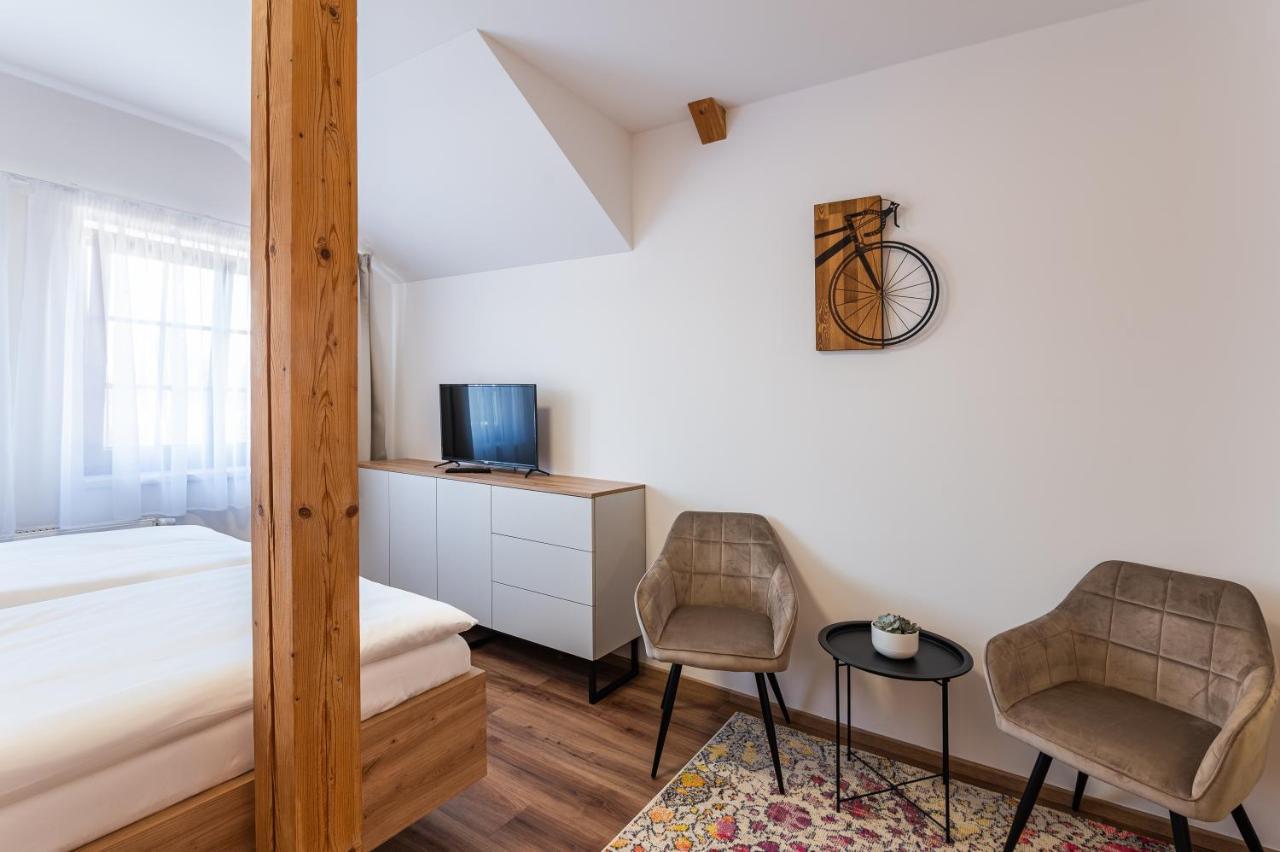 Hotel Restovna Jíloviště Zewnętrze zdjęcie