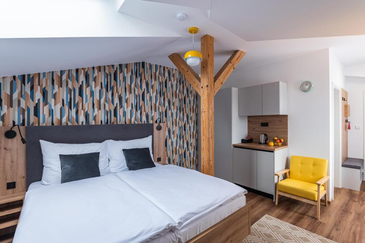 Hotel Restovna Jíloviště Zewnętrze zdjęcie
