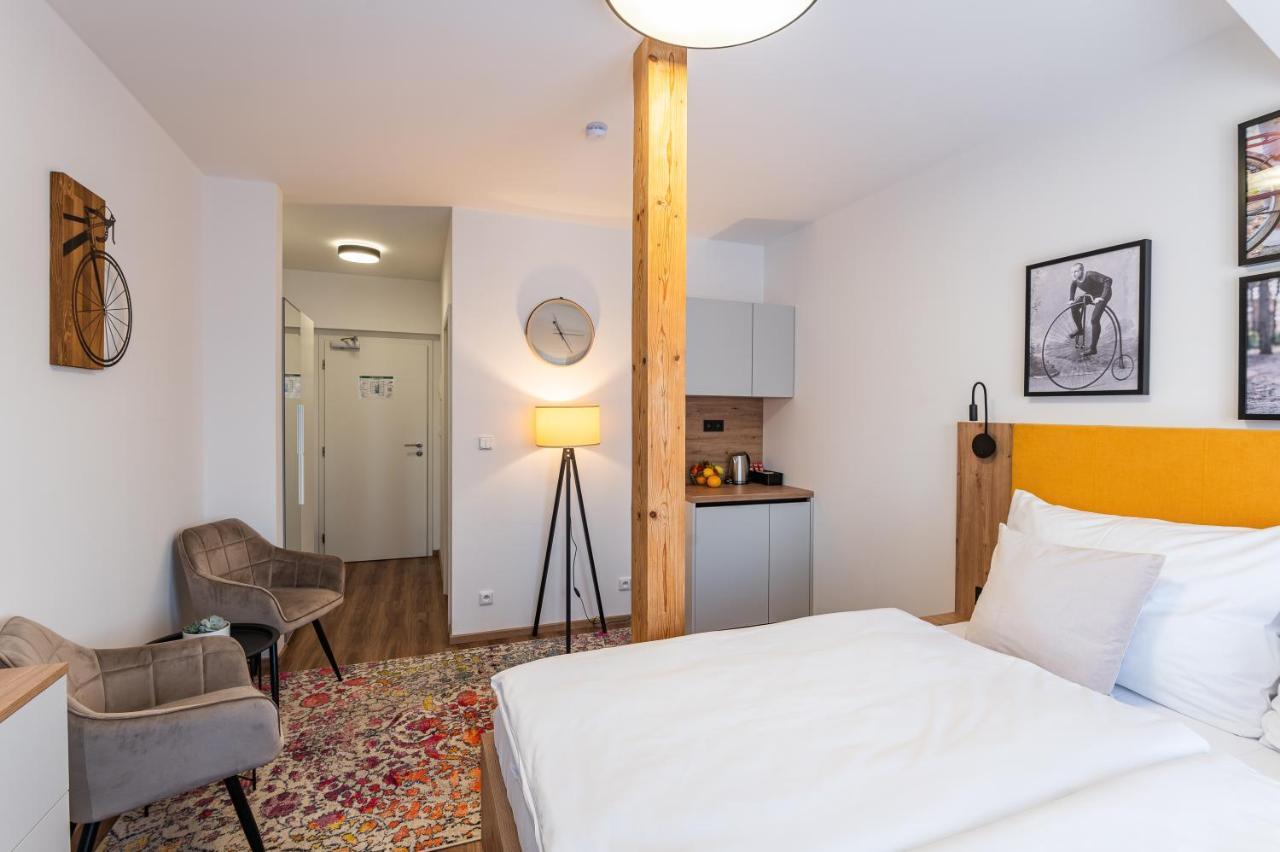Hotel Restovna Jíloviště Zewnętrze zdjęcie