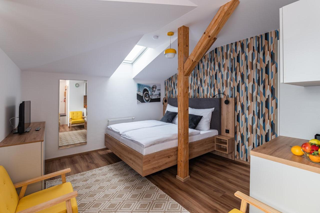 Hotel Restovna Jíloviště Zewnętrze zdjęcie