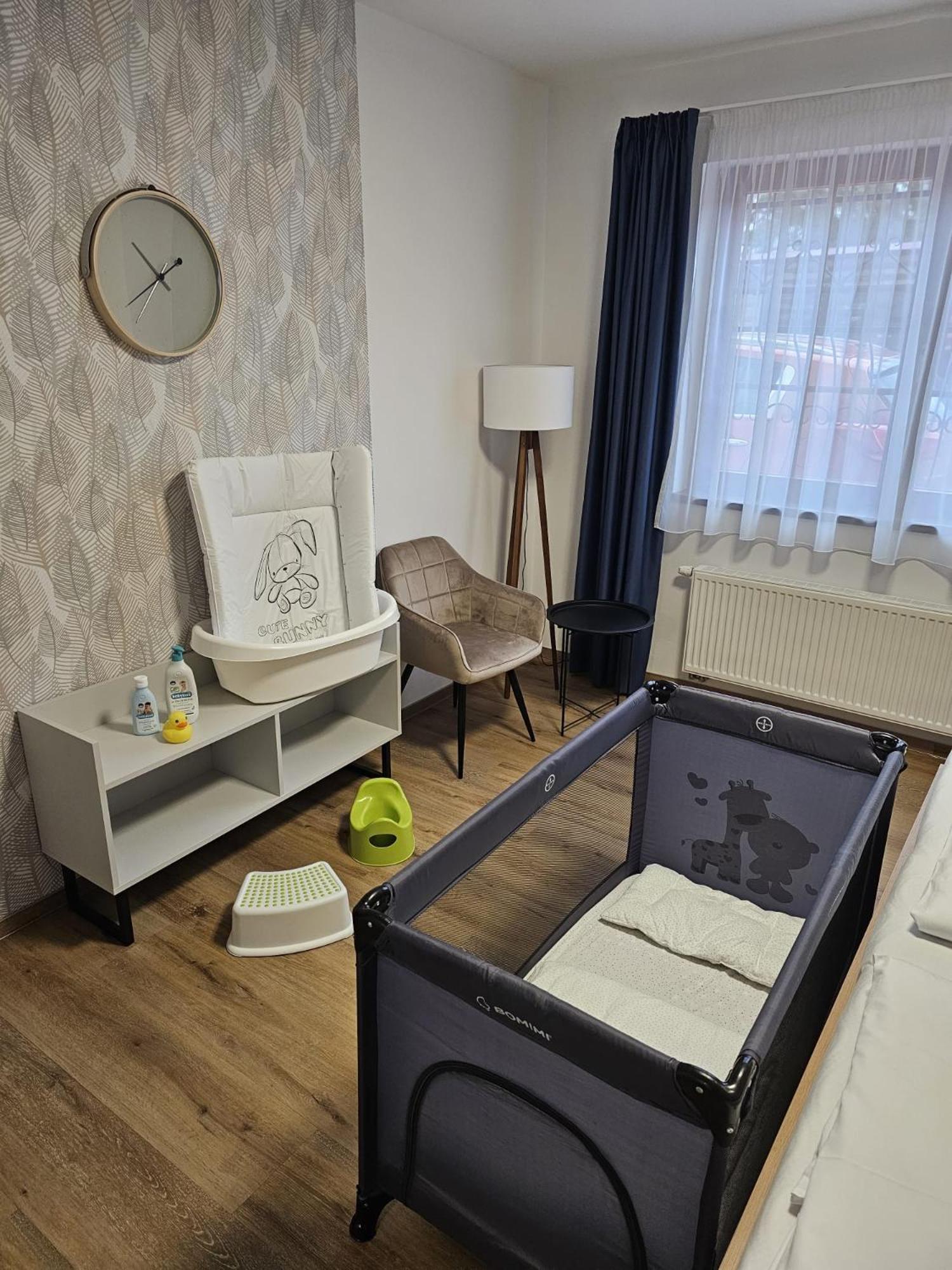 Hotel Restovna Jíloviště Zewnętrze zdjęcie